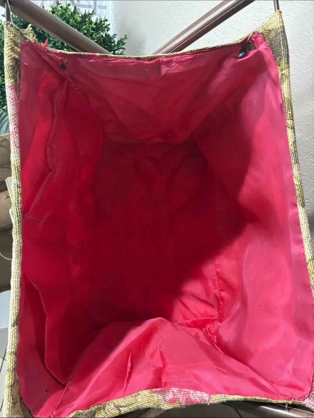 Vintage Cottagecore Foldable Sewing Knitting Magazine Caddy
